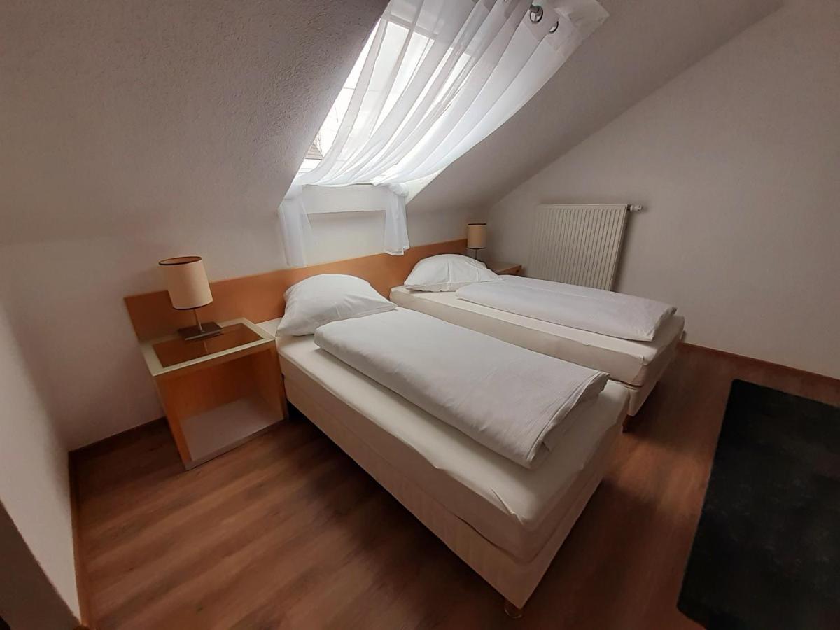 Apartment City Metzingen ロイトリンゲン エクステリア 写真